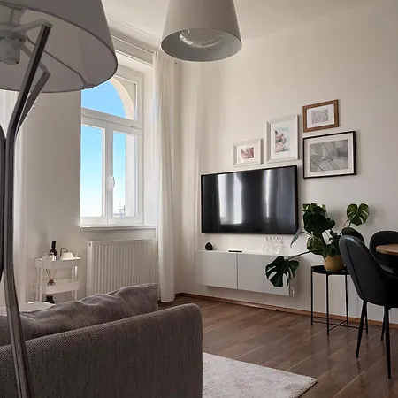 Lublanska Luxury * Praha